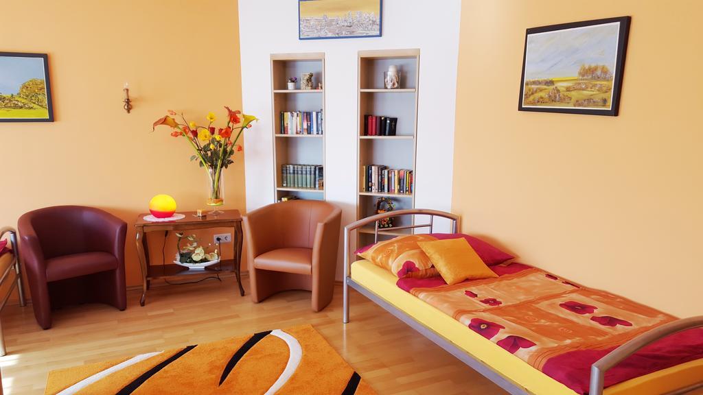 Gaestezimmer Wurm Mönchhof 客房 照片